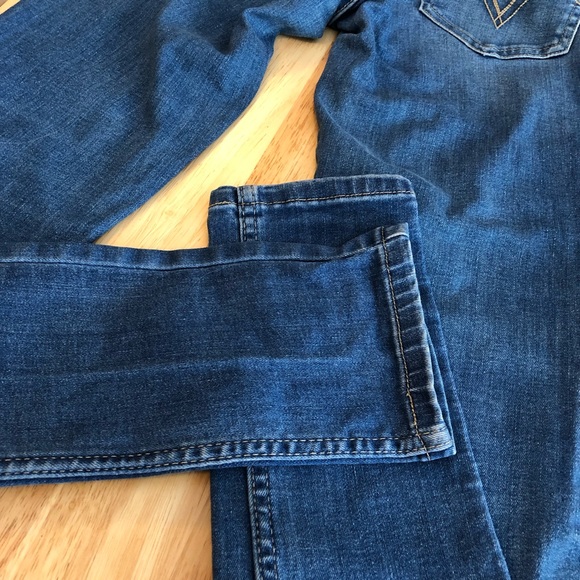 Levi's 524 Skinny Jean Medium Wash Denim - Picture 4 of 6